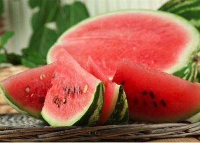 吃网瓜吃多了好不好呢,过度“吃瓜”的利与弊解析