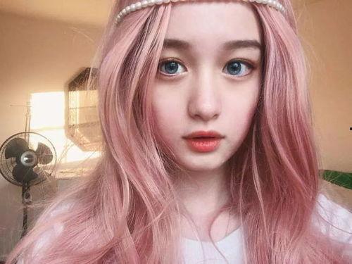 今日吃瓜网红小雪