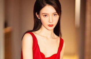 网曝吃瓜少妇,吃瓜少妇引发热议，揭秘娱乐圈背后的故事